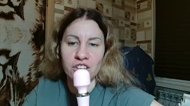 TherestlessKitty élő XXX-chatje