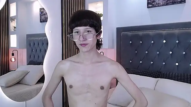 Chat XXX ao vivo de Emo_Boy_