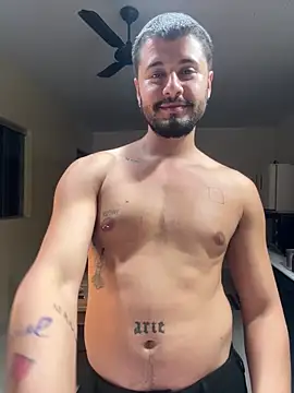 Chat XXX ao vivo de guzzfit