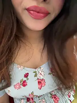 Webkamerová show riya_sharma11