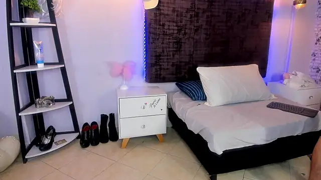 Chat XXX ao vivo de baby_west