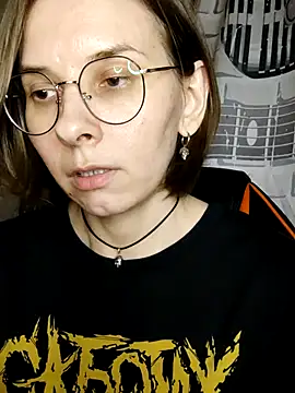 Aashikalaa – Live XXX-chat