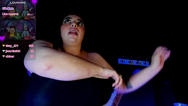 Bagiolett élő XXX-chatje