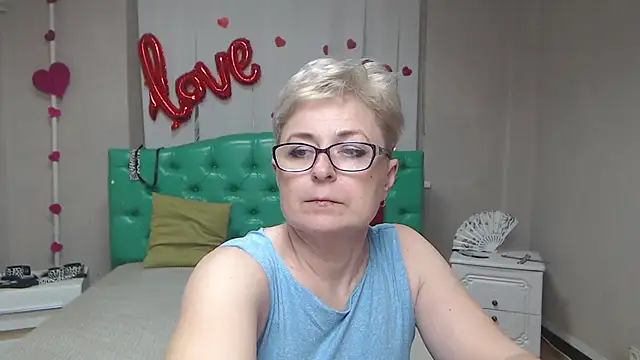 Chat +18 de EmiliaGree ao vivo