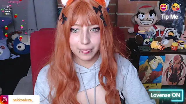 _alexa19pretty_ Adlı Modelin Canlı XXX Sohbeti