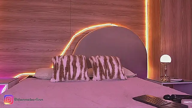 danna_berlin_: онлайн-секс-чат