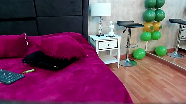 โชว์เว็บแคมของ NahomyCarther