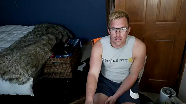 Pertunjukan Kamera Web SpunRedneck