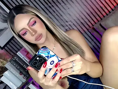 midnight_tease69 Pertunjukan Webcam