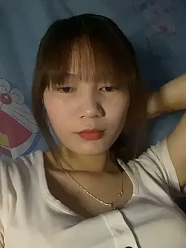 -Eidieea- Live XXX-Chat