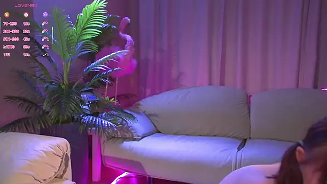 Wildneck Adlı Modelin Canlı XXX Sohbeti