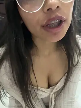 Jade_Zephyra's Live XXX Chat