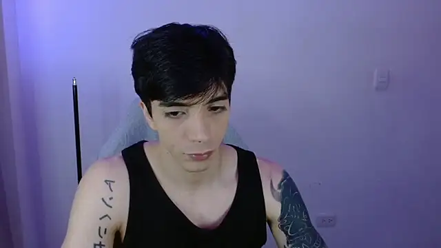 H3ll_B0I's Live XXX Chat