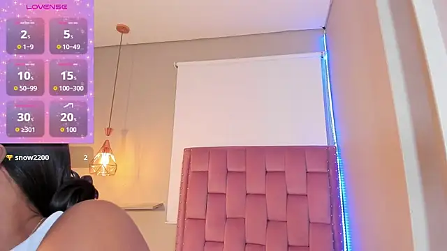 Roxy_Stonee 라이브 XXX 채팅