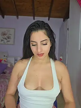 Chat +18 de Princess_AliciaVellami ao vivo