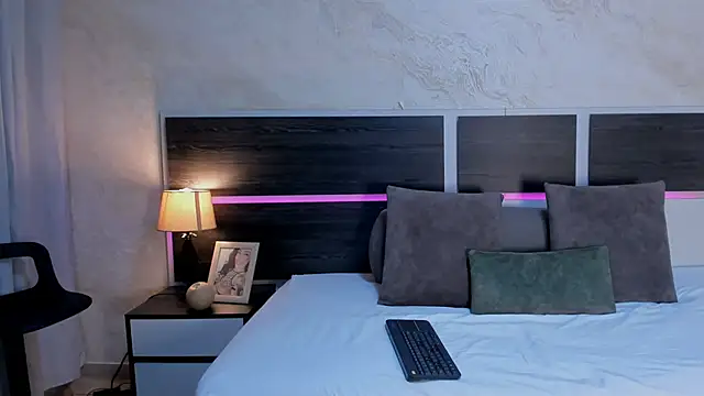 Natalia_Cruzz's Live XXX Chat