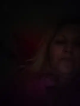 DivineblondのライブXXXチャット