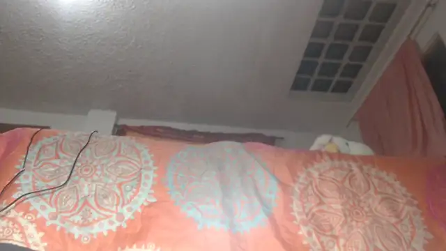 prettyangelsquirtのライブXXXチャット