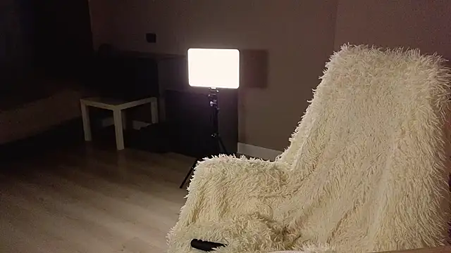 EllsaJean_'s Live XXX Chat