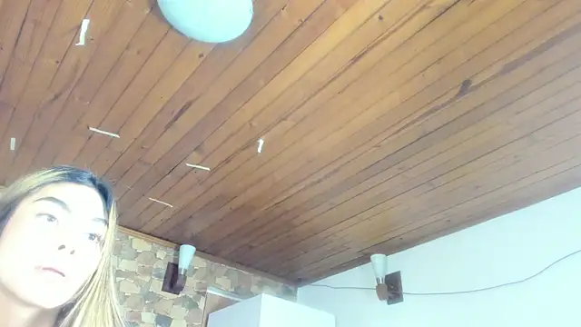 khaimi_ লাইভ XXX চ্যাট