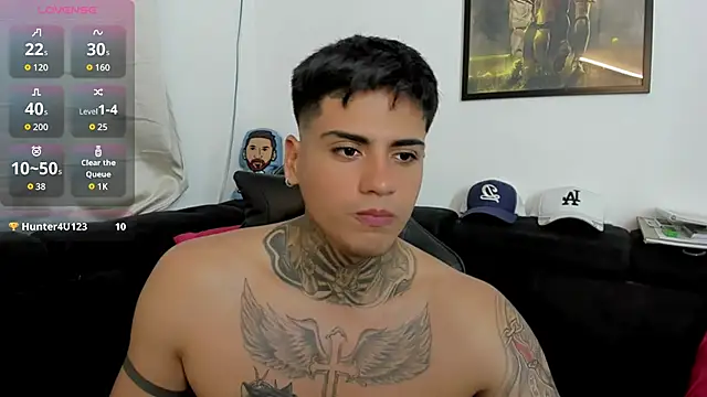 sweetlatinoboy's Live XXX Chat