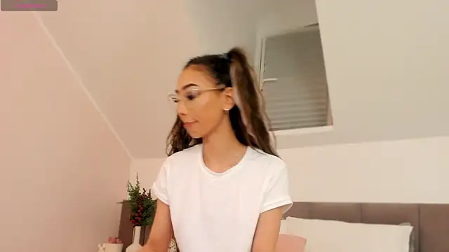 Chat XXX en directo de JessieePink