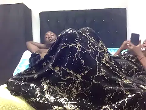 Chat +18 de CandyNaynay ao vivo