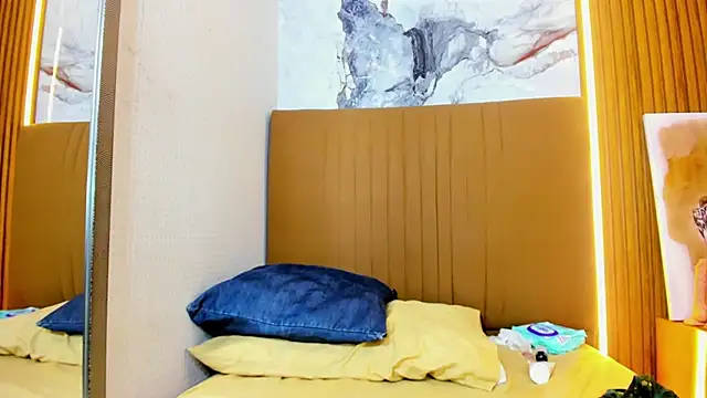 carolinecastle Live XXX-Chat