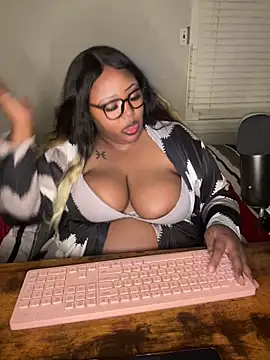 Chocolatebunnyxx96's Live XXX Chat