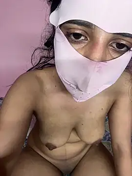 Czat XXX na żywo – Hello_Priya16