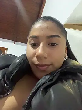 LinnaGardenia Live XXX-chat