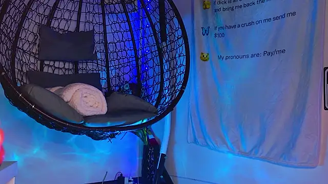 دردشة AriaVoss الجنسية المباشرة