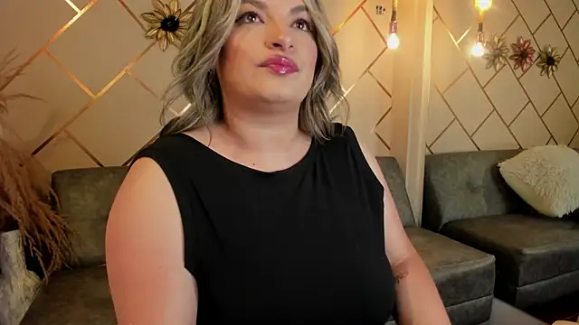 Chatroom XXX en direct de marianeporter__