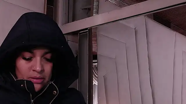 دردشة LannyShell الجنسية المباشرة