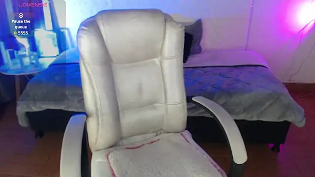 Chat +18 de Tiana_27 ao vivo