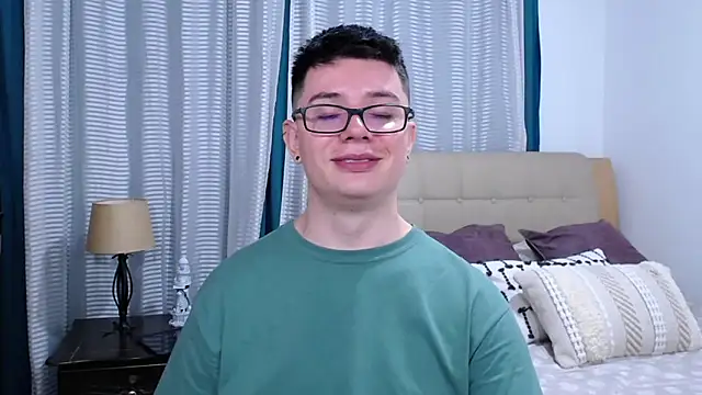 BlackFoXXX69 Live XXX-chat