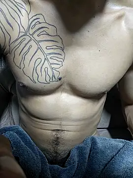 unleash6966 Live XXX-chat