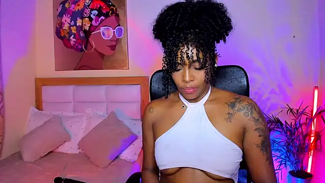 Živý XXX chat AitanaBrown_