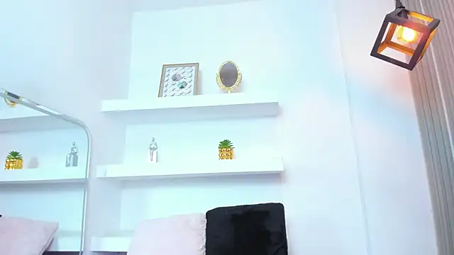 دردشة IsabellaMonet الجنسية المباشرة