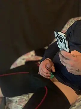 دردشة Ldnick69 الجنسية المباشرة