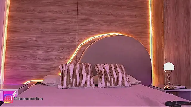 แชท XXX สดของ danna_berlin_