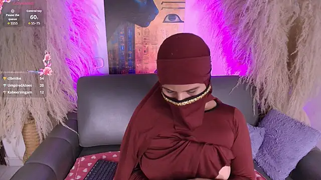 milkk_'s Live XXX Chat