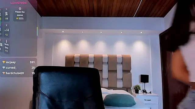 Chat +18 de martina_mancini ao vivo