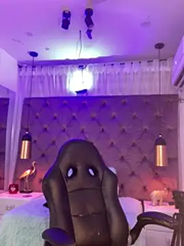 Chat +18 de Auri__ ao vivo