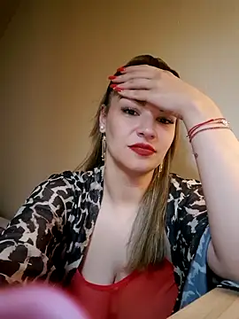 Chatroom XXX en direct de AvaCherry