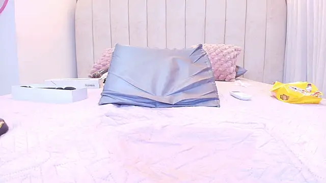 Chatroom XXX en direct de kata_hazel