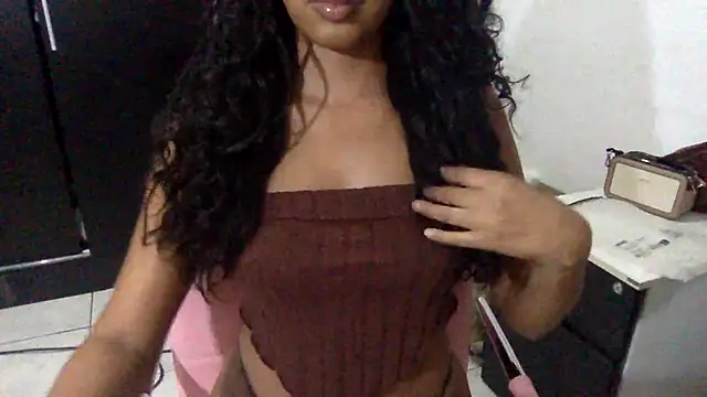 دردشة BaddieGirl199 الجنسية المباشرة