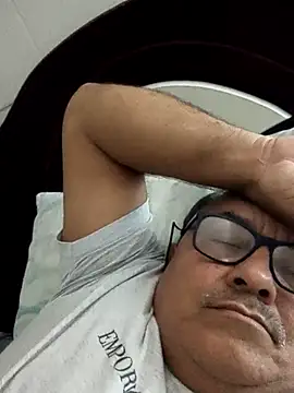 Chat +18 de Misterymem63 ao vivo