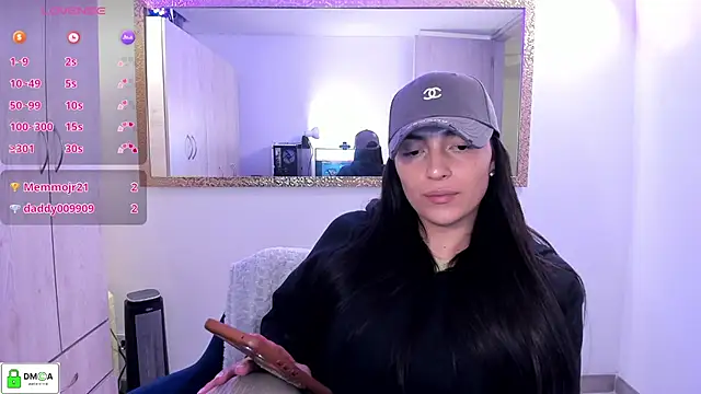 XXX chat uživo modela EricaVanderhill