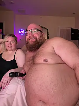 PiggyRoseのライブXXXチャット